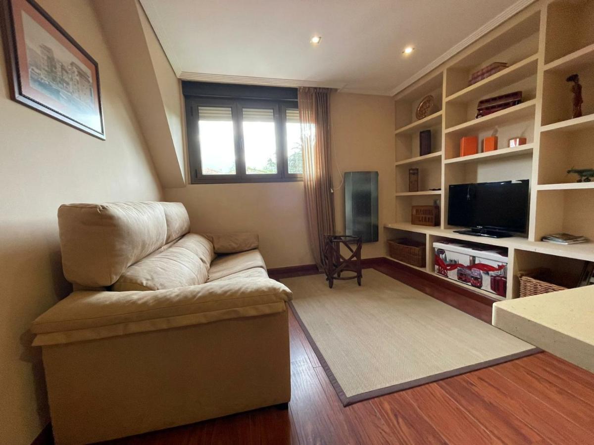 Apartamento Centro De Llanes Apartman Kültér fotó